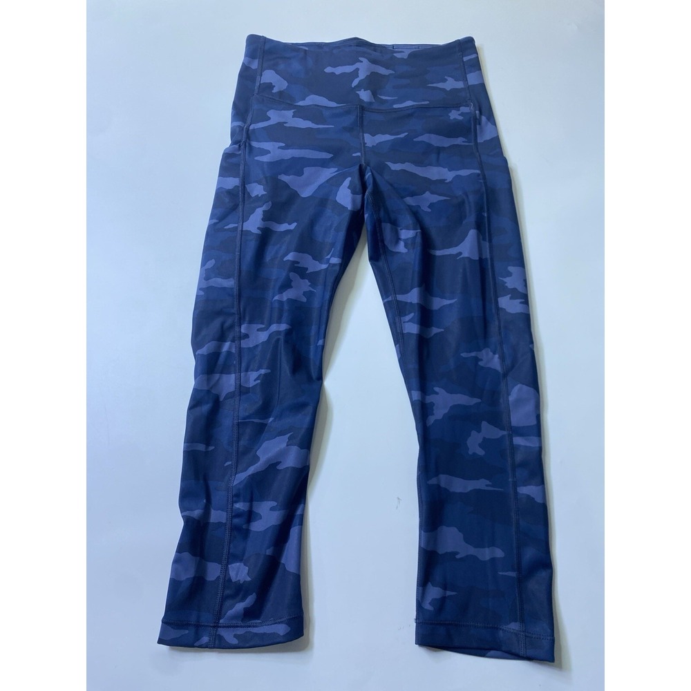 Athleta Ultimate Stash Pocket Camo Capri Navy Blue Crop Leggings Women's Size S